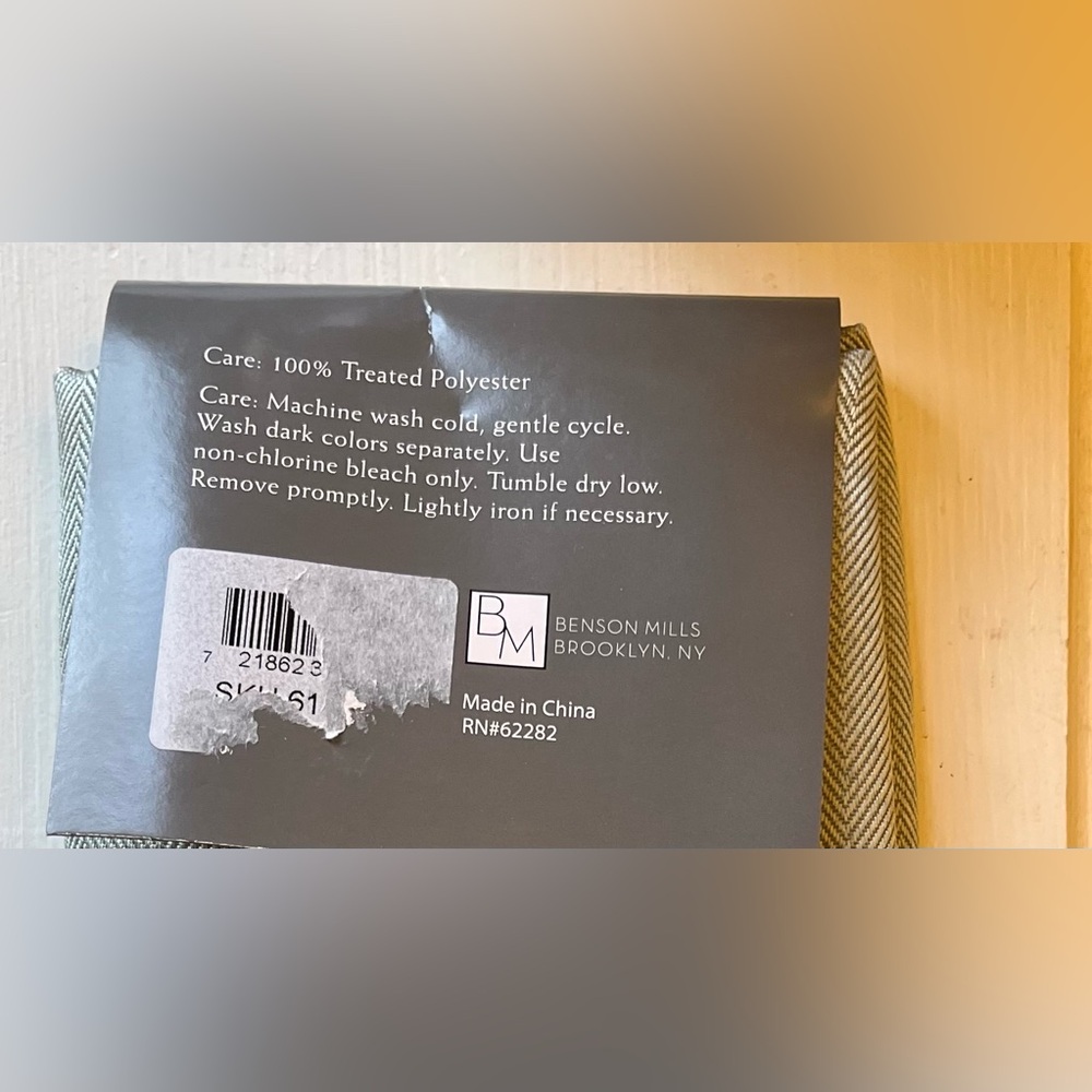 Rosedale Jade Green Dinner Napkins, Set of 4 - Picture 3 of 4